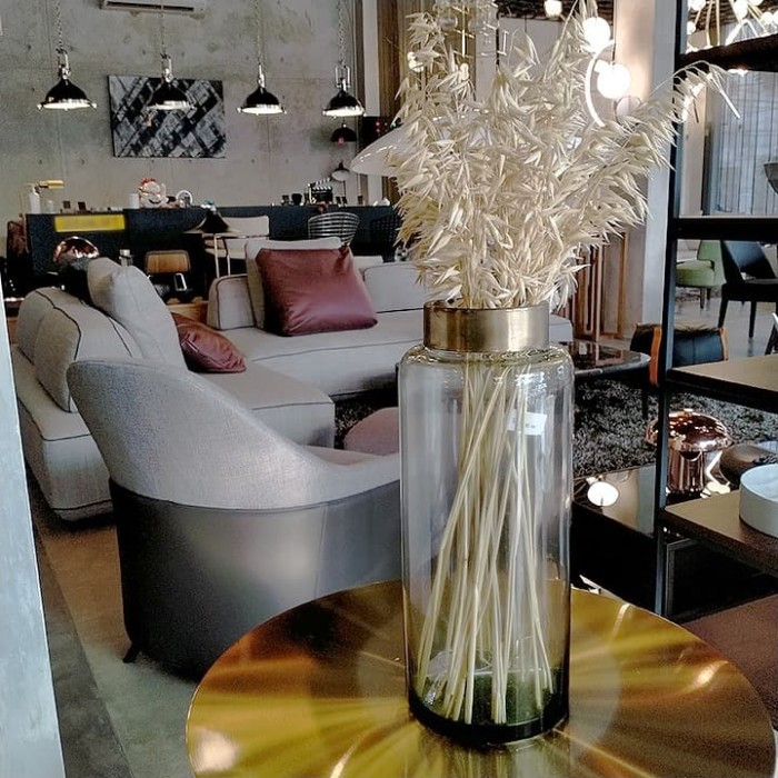 108250670_f8e407ac-bccd-45c9-9482-d9688e31ba0c_720_720.jpg.jpg Urbanloft Home Zona Glass Vase Decoration - Tall - Image 3