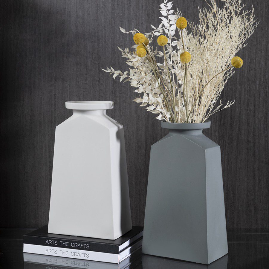 2d740dff-d377-45a2-abdb-3ee3cc217a58.jpg Lippe Ceramic Vase - Image 4