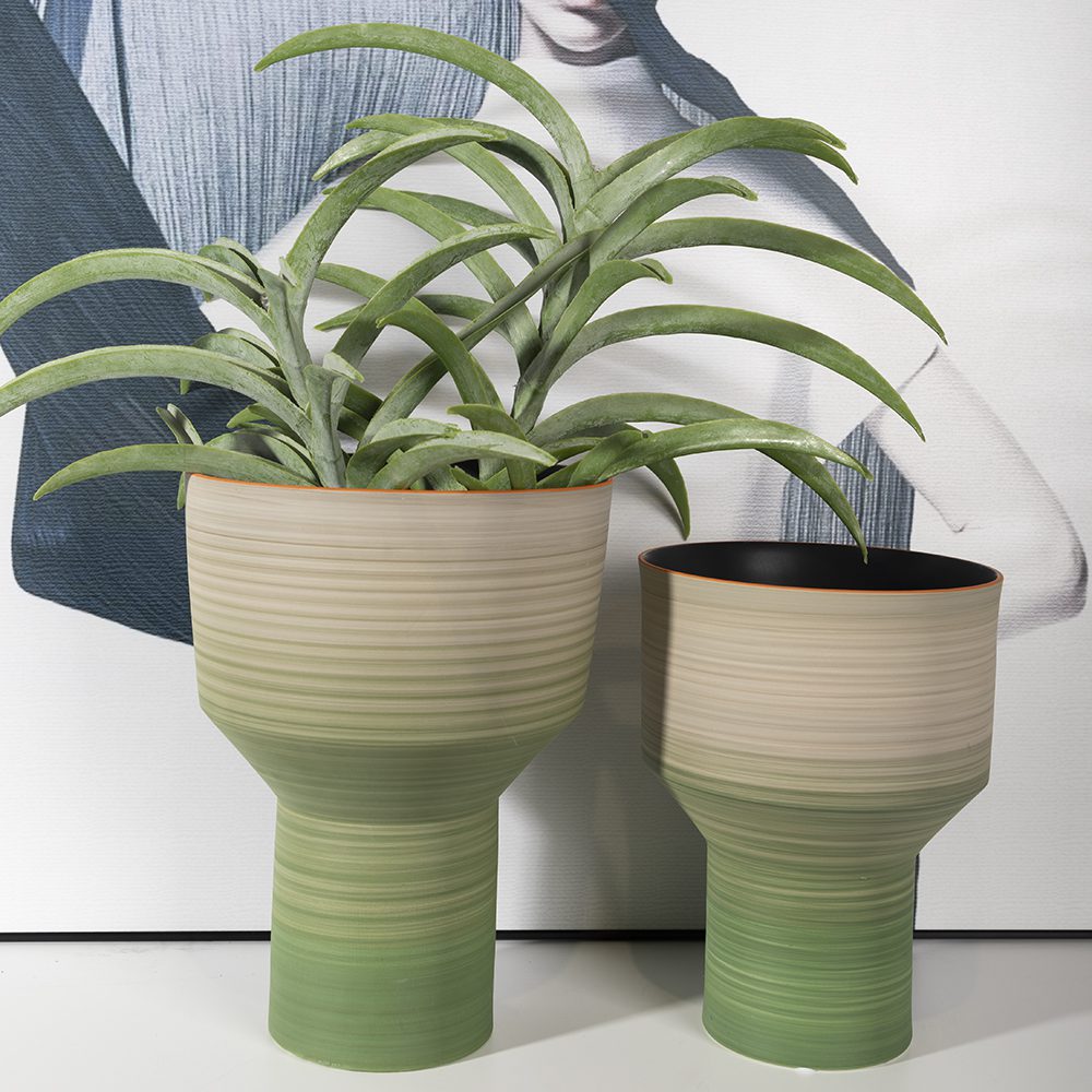 5M7A2417.jpg Annete Tall Lime Vase – Stunning and Timeless Home Accent - Image 4