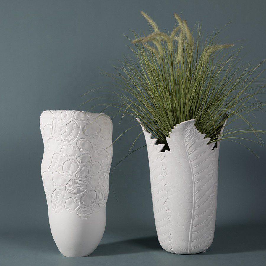 74405585-07e5-4a94-a7e0-3b6988343006.jpg LAHTI / ceramik flower vase - Image 1