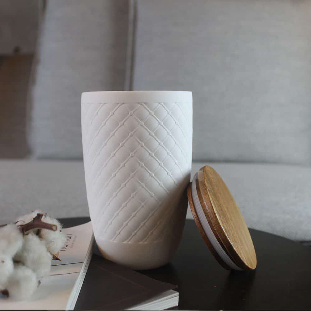 892afde44e97483cec321b8f708579a1.jpg.jpg Gurtband Ceramic Jar Decoration - Image 2