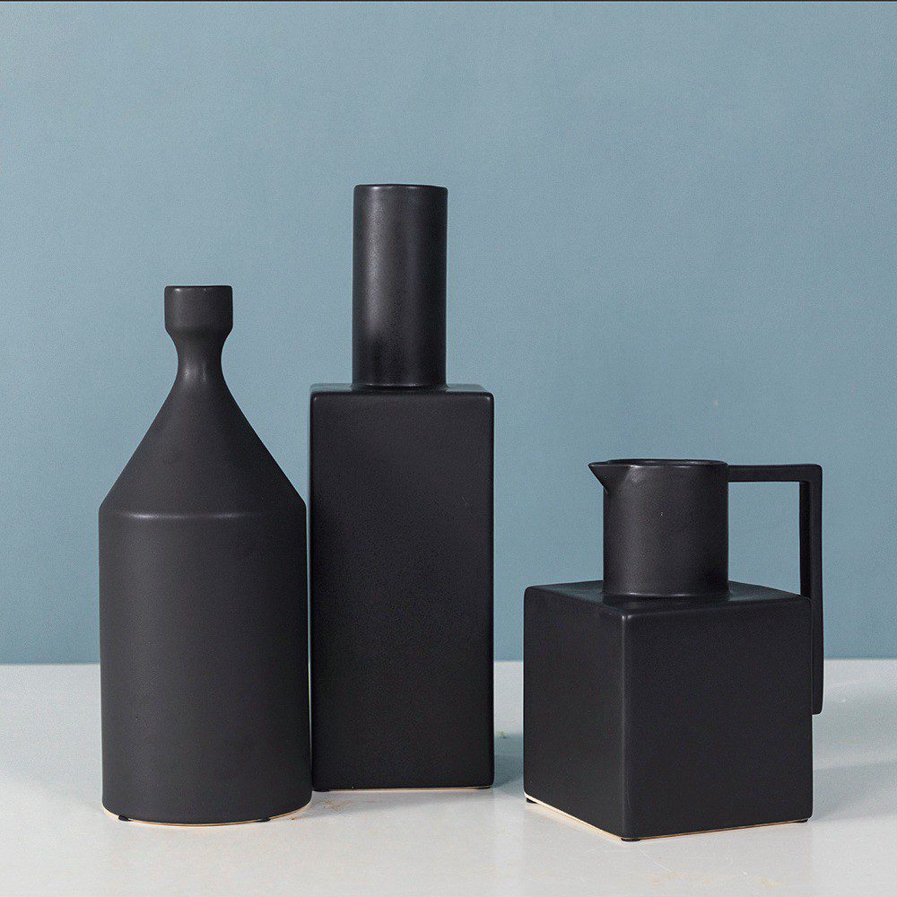 9379310f8bd441ab83bc1f36148bd128.jpg.jpg Sauber Ceramic Vase - Image 2