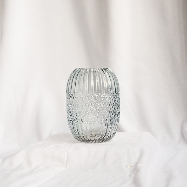 A1MO6329-ER.jpg Barbeau Vase – Timeless Glass for Beautiful Home Decoration - Image 1
