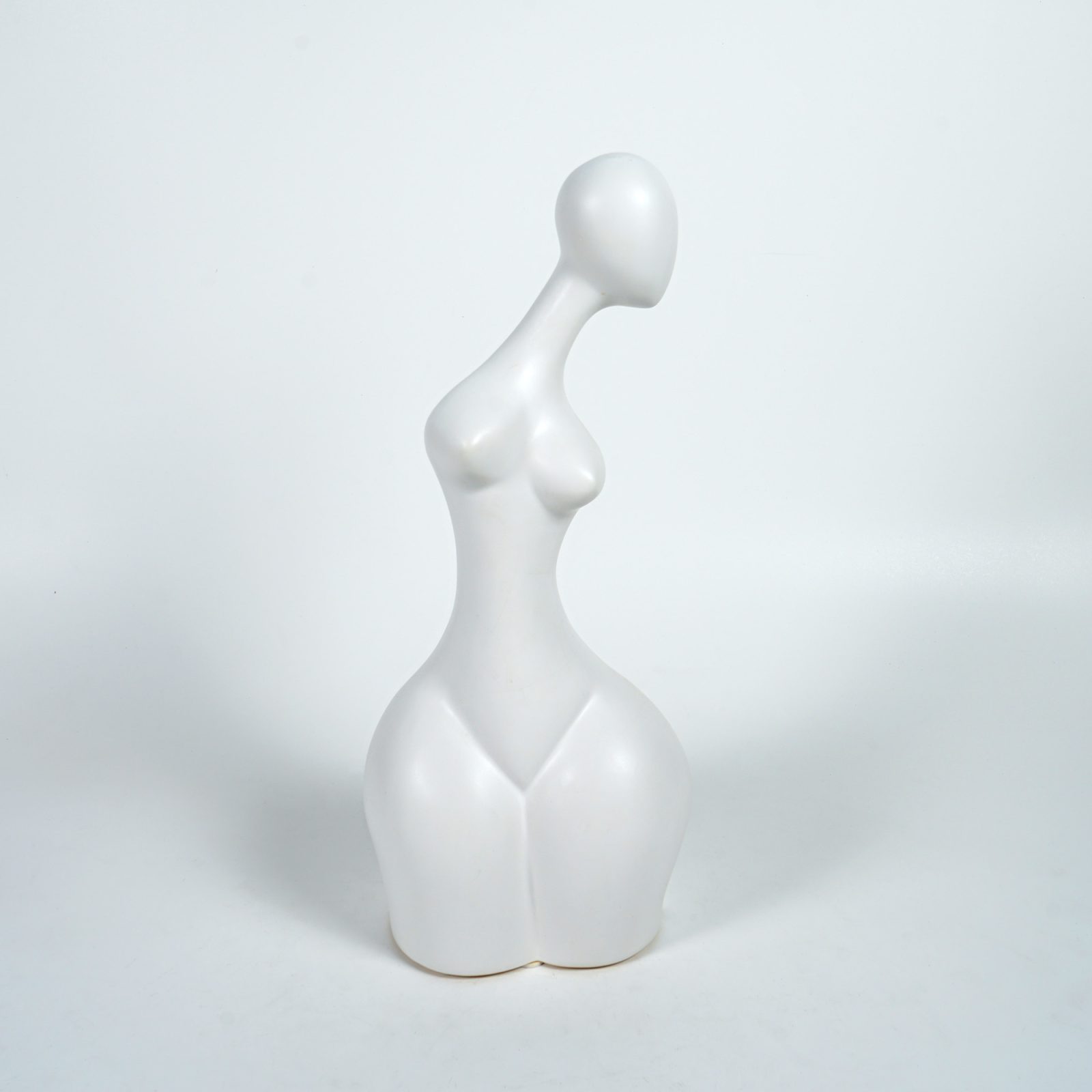 AUSSEHEN-CERAMIC-STATUE-C30229W.jpg Metrophanes Decoration Ceramic - Image 1