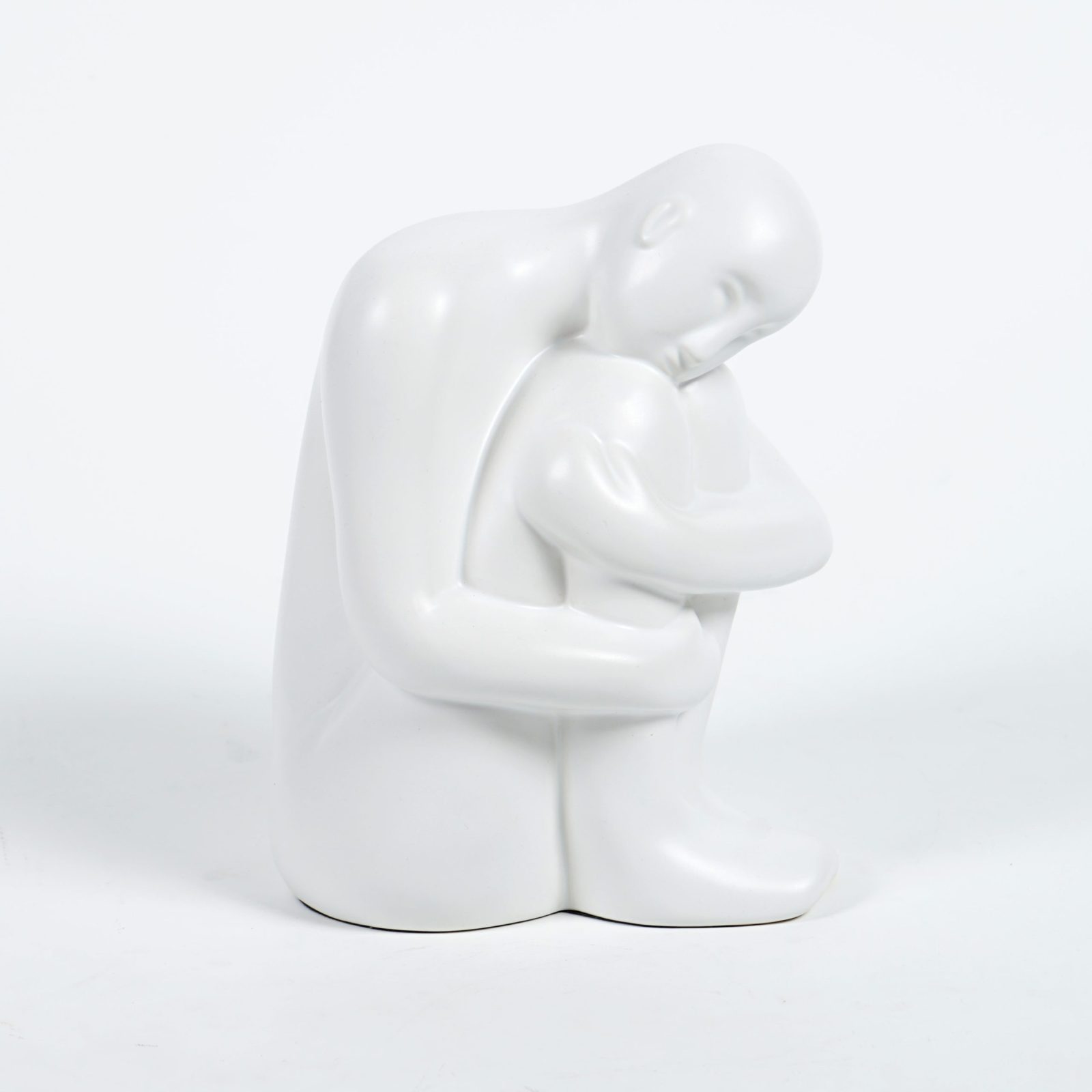 DENK-2-CERAMIC-DECORATION-C30227W-scaled-scaled-1.jpg Denk Ceramic Decoration Statue - Image 1