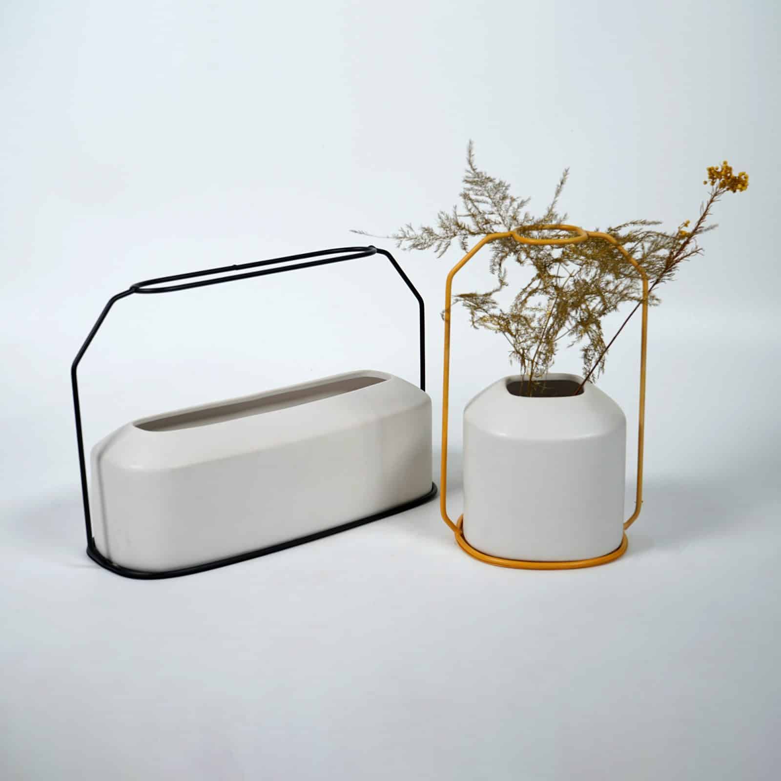 DOJA-A-_-B-CERAMIC-VASE-MULTIPLE-SKU-scaled-1.jpg Doja Metal Ceramic Vase - Image 1