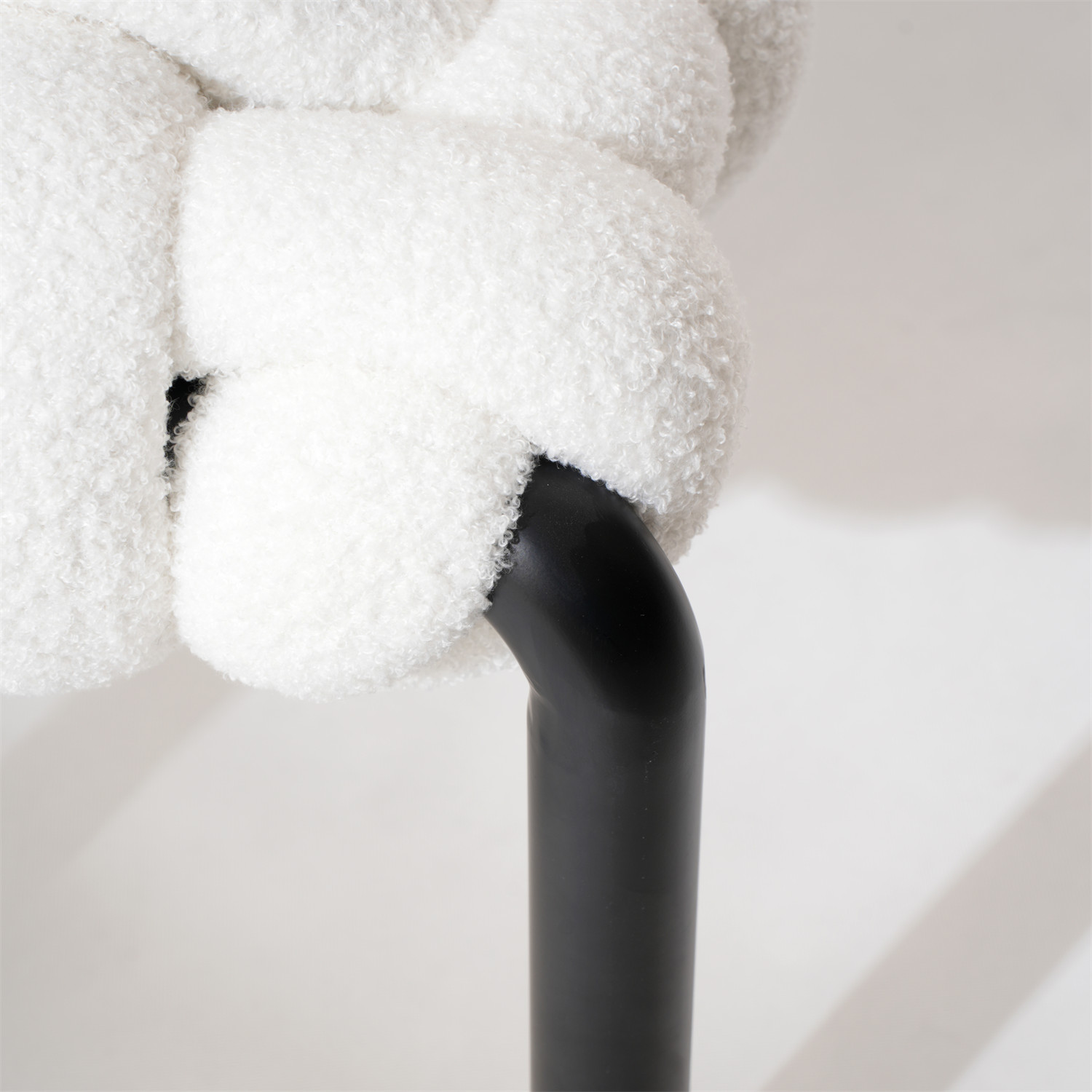 DSC00266-1.jpg Tronko Bench – Premium Modern Fabric Seat for Ultimate Style - Image 4