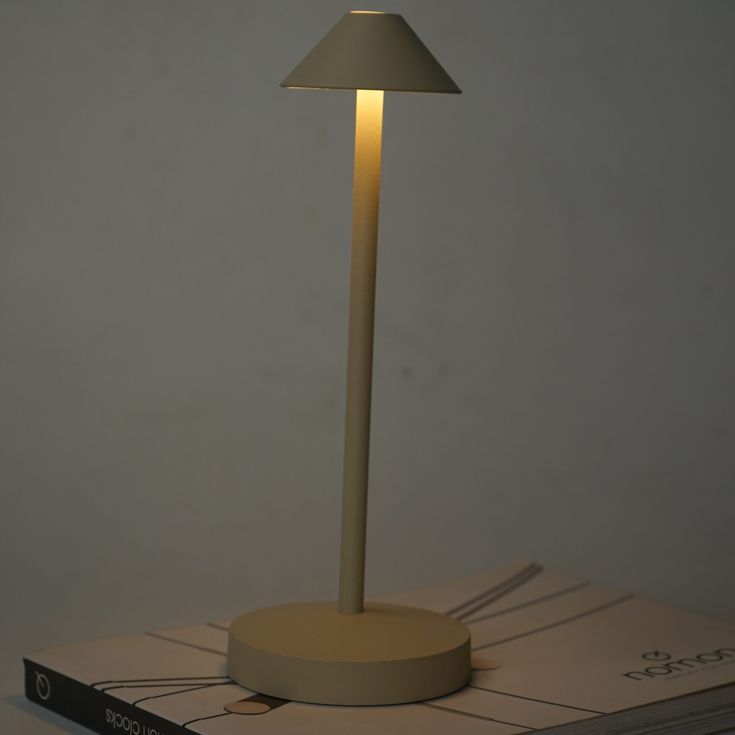 DSC05465-scaled-1.jpg Fletta Table Lamp Cream – Ambient Lighting with Modern Pride - Image 4