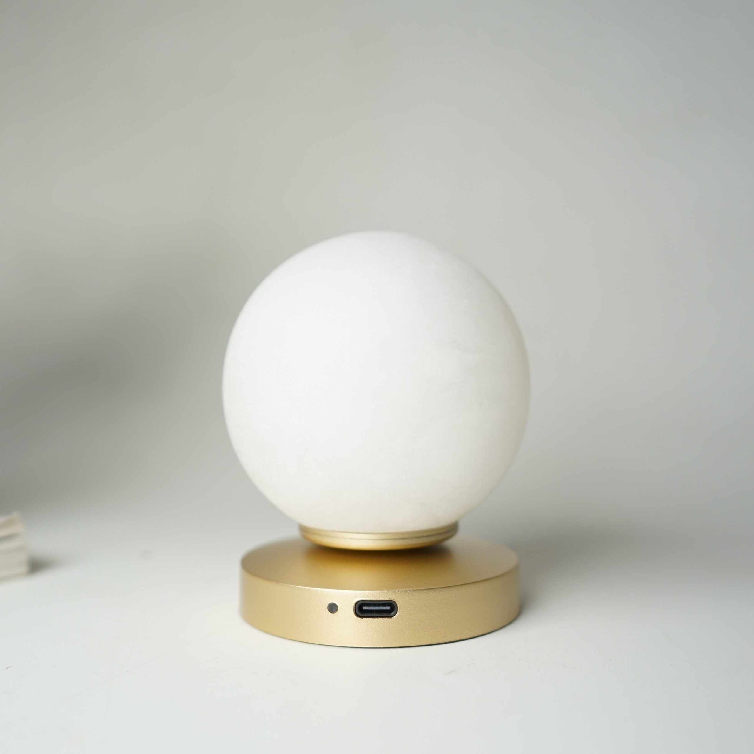 DSC05490-1-scaled-1.jpg Orbix Table Lamp – Versatile Portable Lighting Solution Lux - Image 2