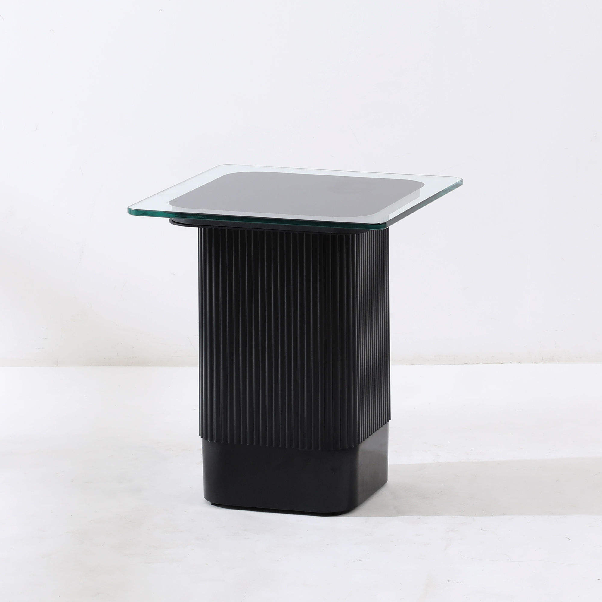 E1333-Galvano-Side-Table.jpg Galvano Side Table Glass – Perfect for Any Interior Design - Image 3