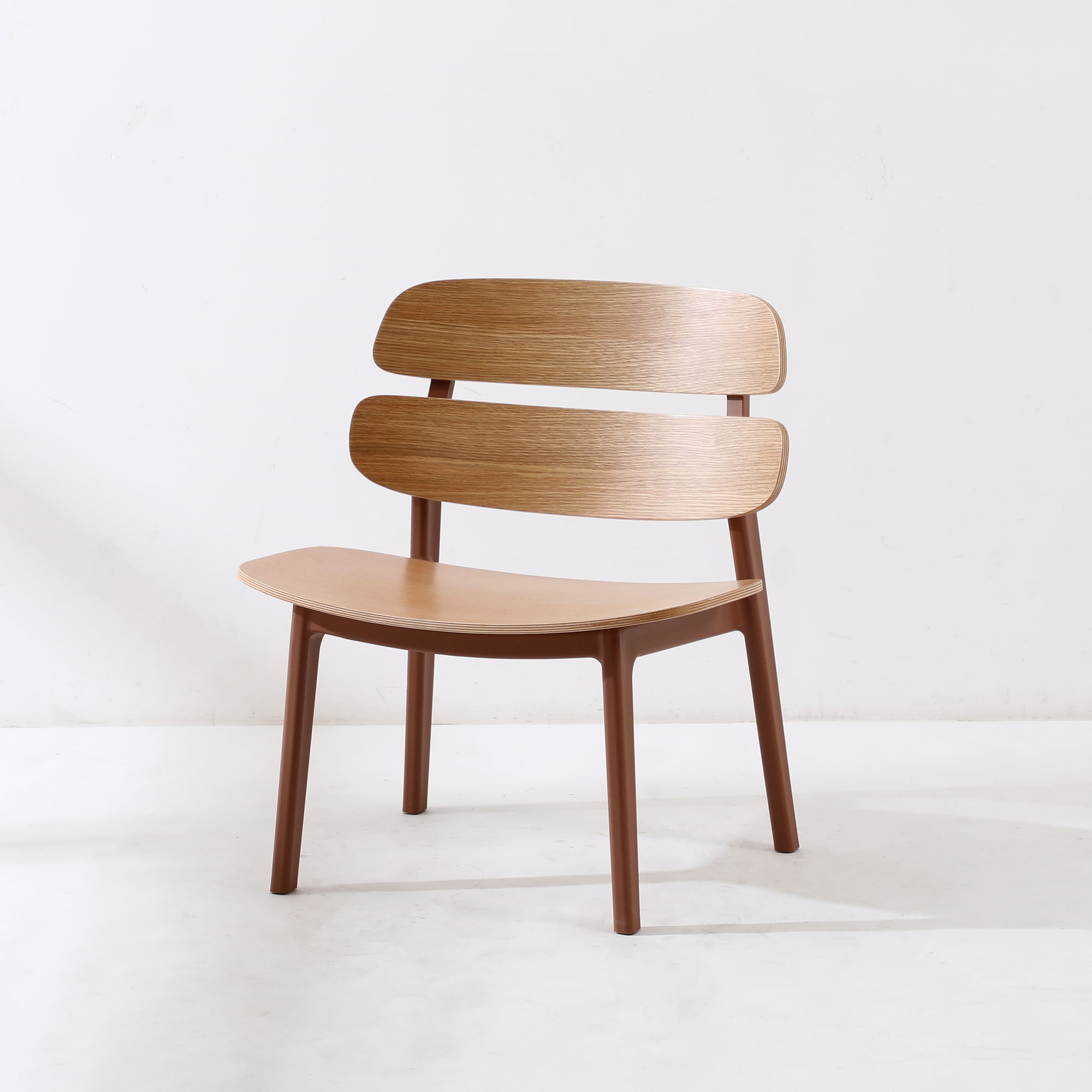 E64A0277.jpg Noore Easy Chair – Premium Chair for Comfort & Durability - Image 3