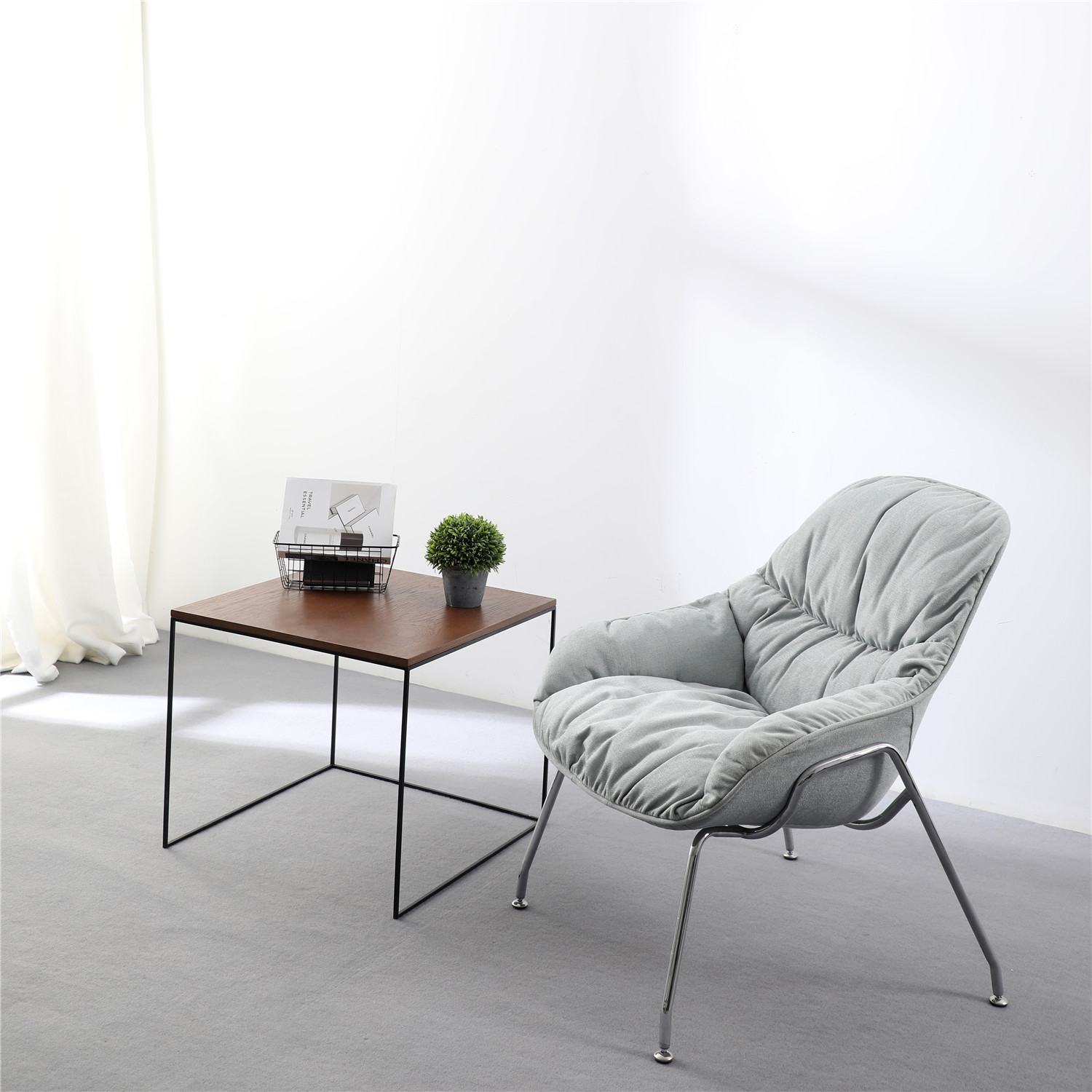 E64A3627.jpg Yumma Lounge Chair – Premium Seating for Ultimate Comfort - Image 3