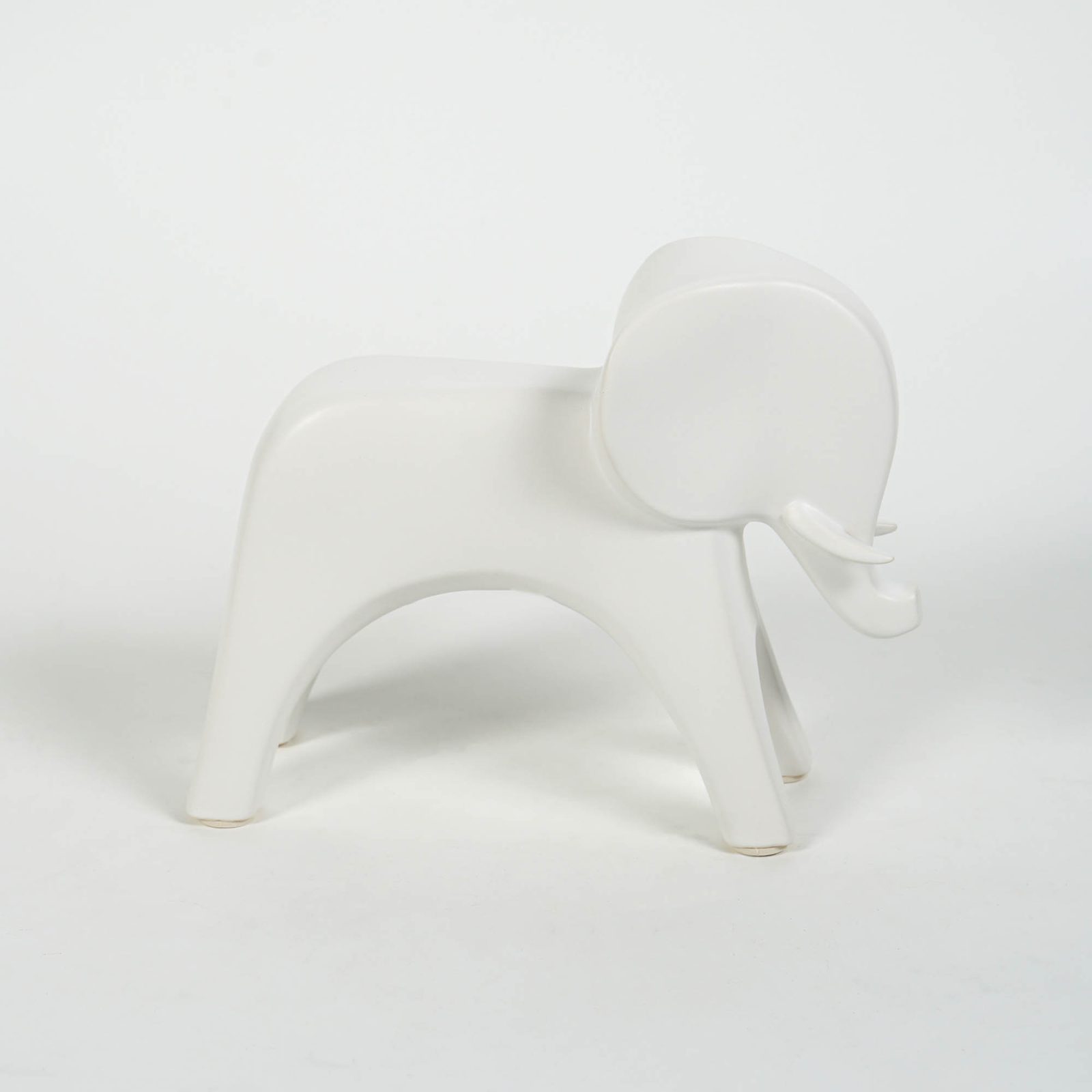 ELEFANT-WHITE-CERAMIC-STATUE-C30303W.jpg Barrus White Home Decoration - Image 1