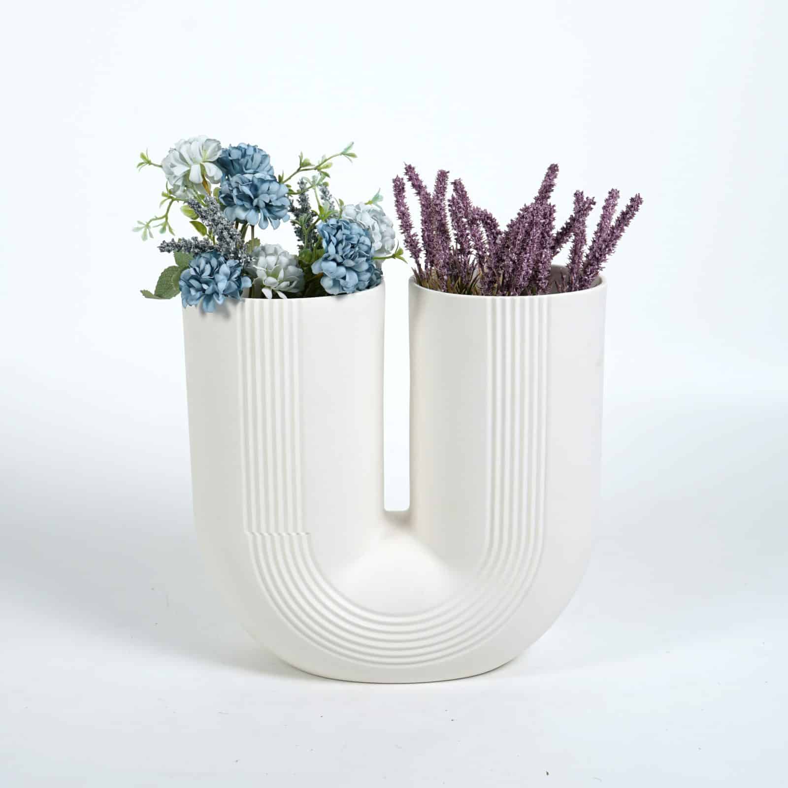 FORTSETZUNG-WHITE-2-CERAMIC-VASE-C33827W-scaled-1.jpg Fortsezung Decoration Vase - Image 1
