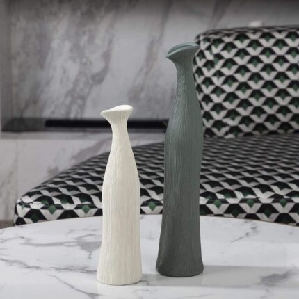 Vas Bunga Urbanloft Home Gigi Vase Ceramic White