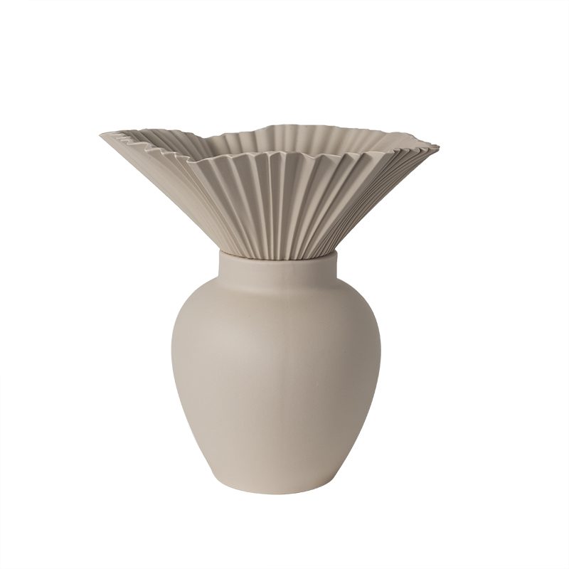 He245017ea8944a0e99cfa0a2717a21f9l.jpg Waddle Ceramic Vase Decoration - Image 2