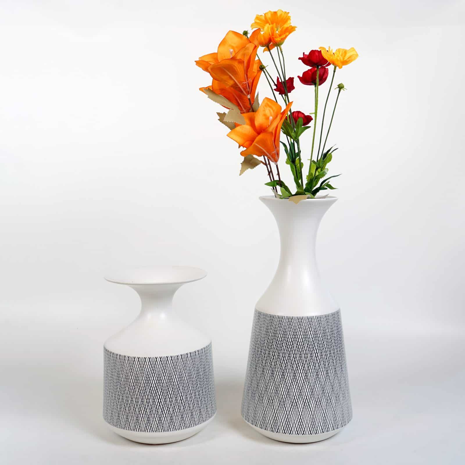 KLEE-VASE-WHITE-2-CERAMIC-VASE-MULTIPLE-SKU-scaled-1.jpg Klee Vase White Decoration - Image 2
