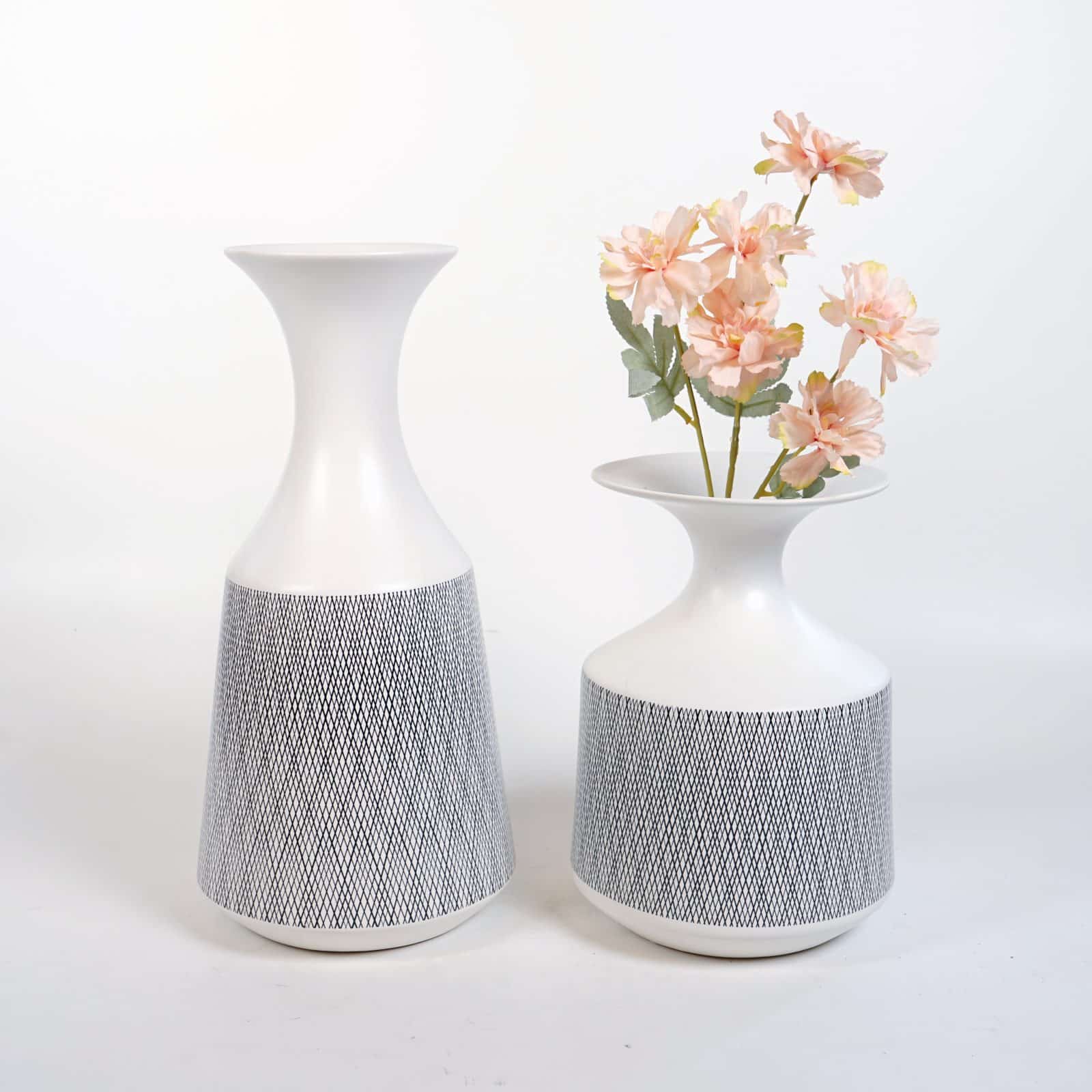 KLEE-VASE-WHITE-CERAMIC-VASE-MULTIPLE-SKU-scaled-1.jpg Klee Vase White Decoration - Image 1