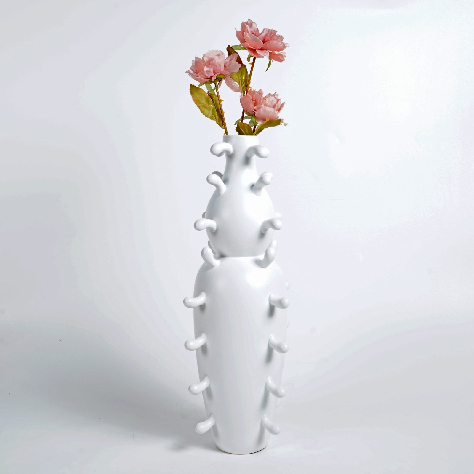 KOMISCH-2-CERAMIC-VASE-C33537W1-1-scaled-1.jpg Komisch & Kopf Ceramic Vas Decoration - Image 2