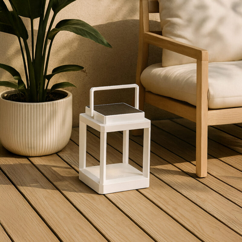 Lumora Lantern Putih