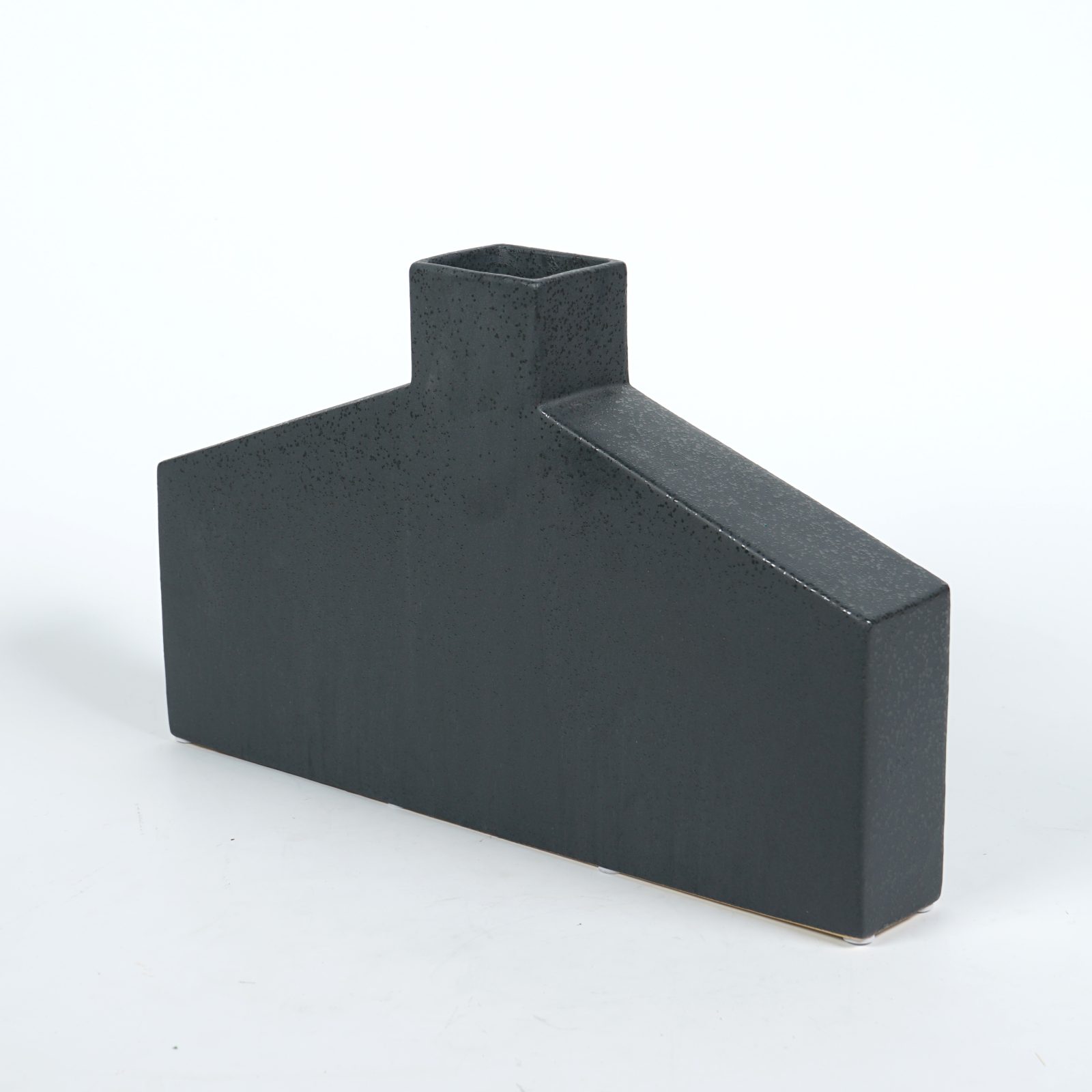 VERLAINE-WIDE-2-CERAMIC-VASE-C33440B2-scaled-1.jpg Verlaine set Ceramic Vase - Image 2