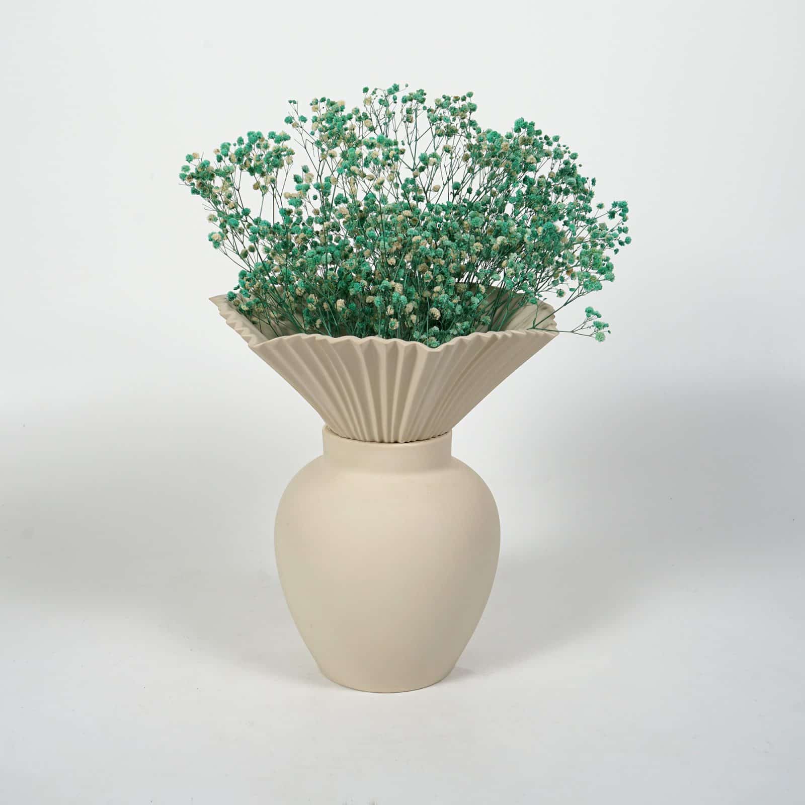 WADDLE-2-COLOR-PORCELAIN-VASE-C33828G2-scaled-1.jpg Waddle Ceramic Vase Decoration - Image 1