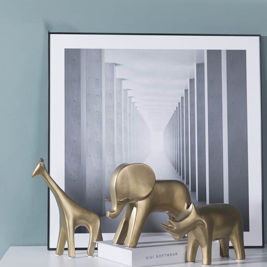 c7b9cd99-7d91-42dc-bf97-c47de88d860e.jpg Ohara B Ceramic Home Decoration Gold Plated - Image 1