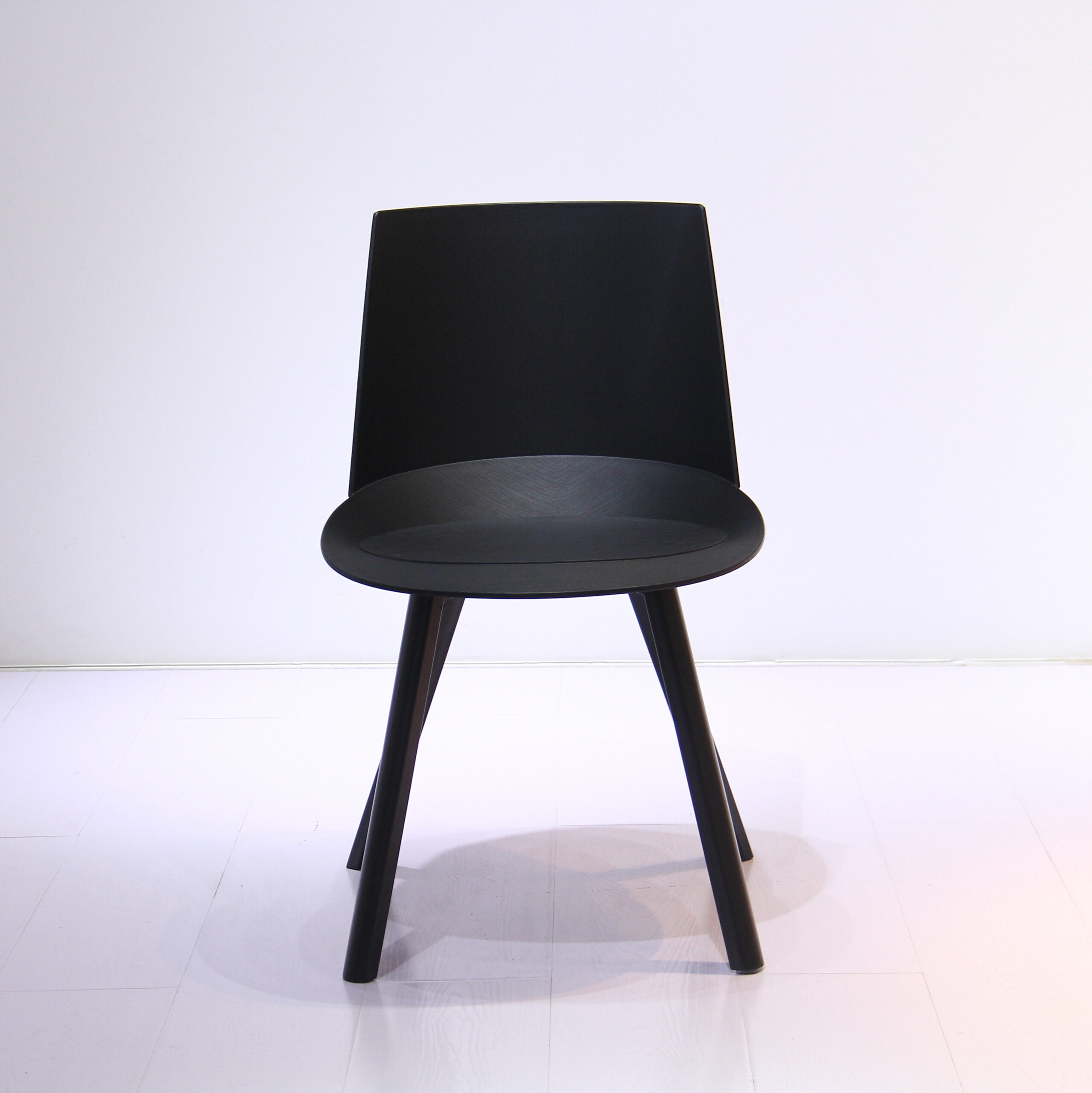 cc618bc7-3a9d-4cd0-8649-6157584c1f3b-scaled-1.jpg Hennel Dining Chair – Premium Comfort & Elegant Design - Image 6