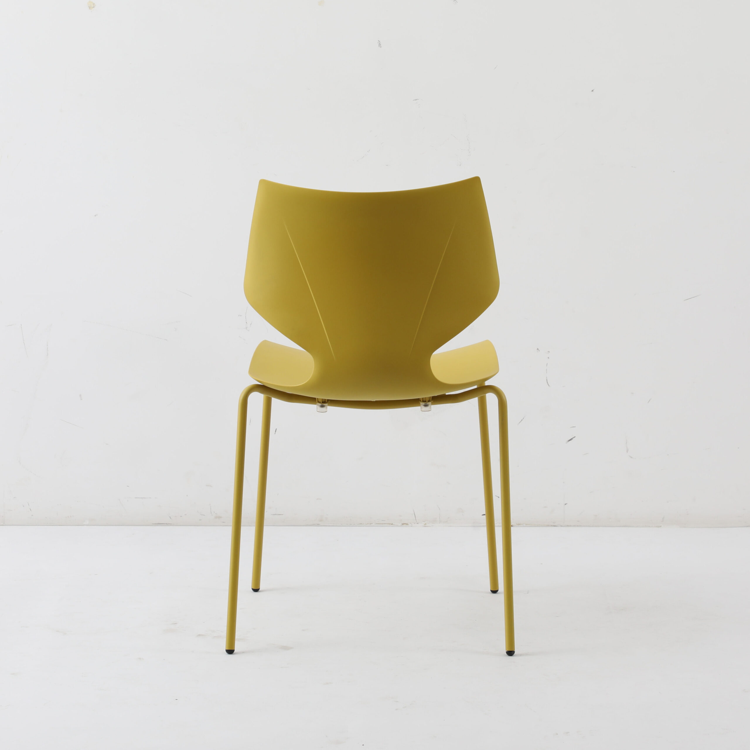 d8c96c93-607f-41f6-800a-1dde515765b6-1-scaled-1.jpg Kiva Dining Chair – Elegant, Durable & Comfortable Seating - Image 2