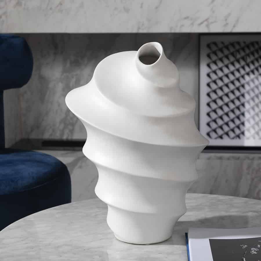 db5734d5-d321-439a-9c1a-759d28fa6271.jpg Vas bunga keramik / Shelton Vase Ceramic / ceramic flowers vase - Image 1