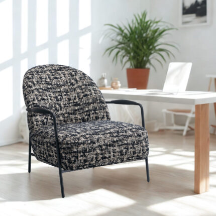 Ayame Chair Bersantai – Kenyamanan Kemewahan Gaya Abadi. 