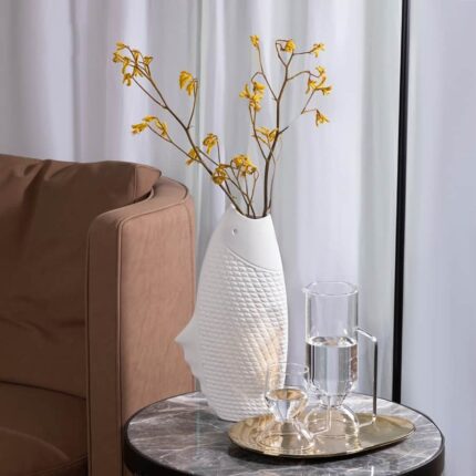 Urbanloft Home Fisch Ceramic Vas Bunga Dekorasi