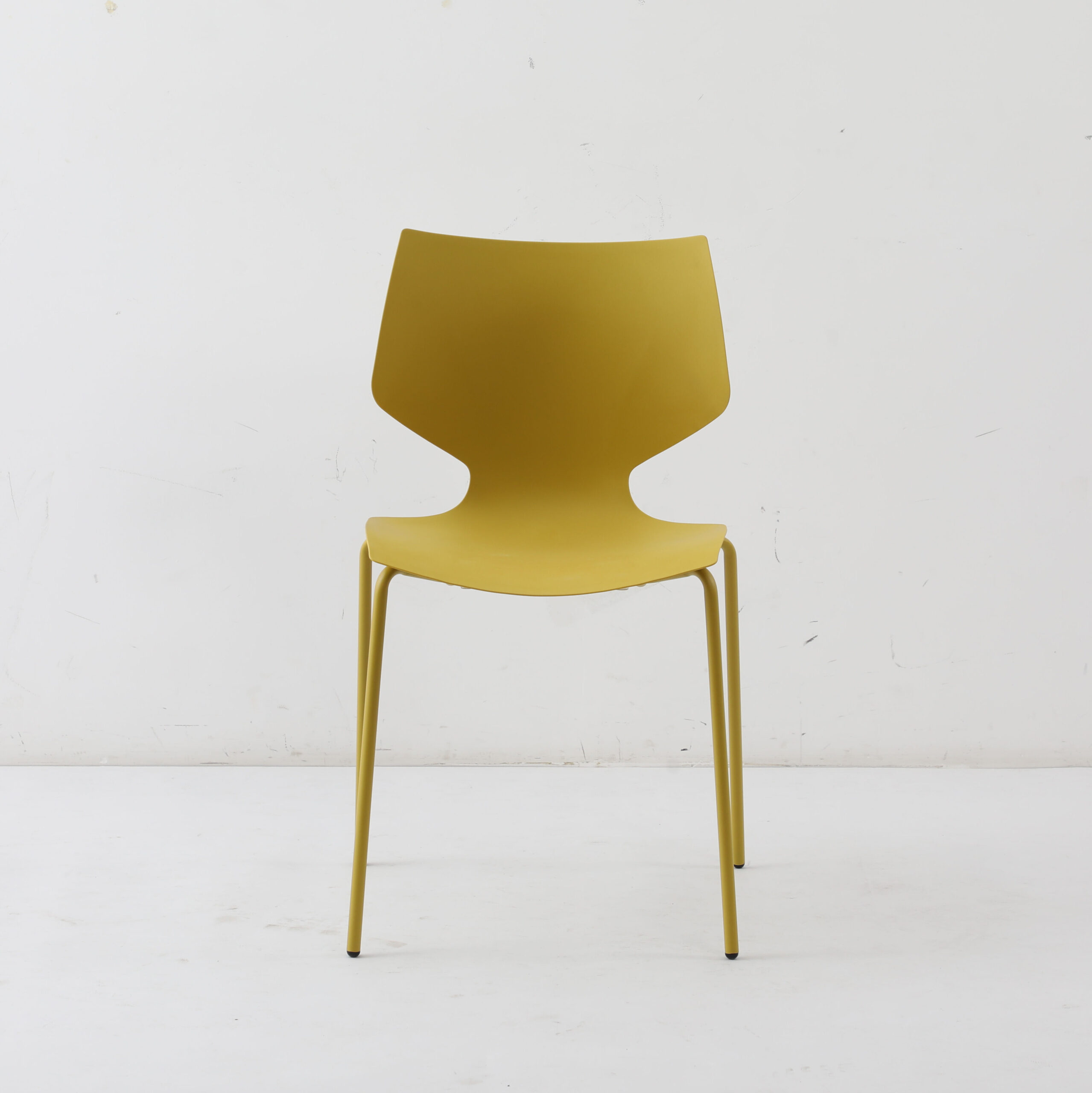 f1fc854f-18d3-4101-9f29-3d9daa7df9e7-1-scaled-1.jpg Kiva Dining Chair – Elegant, Durable & Comfortable Seating - Image 6