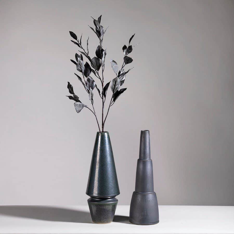 fe3fadc5-21e8-4c79-84eb-b9d08c82be65.jpg Hellio Ceramic Vas Bunga Dekorasi - Image 3