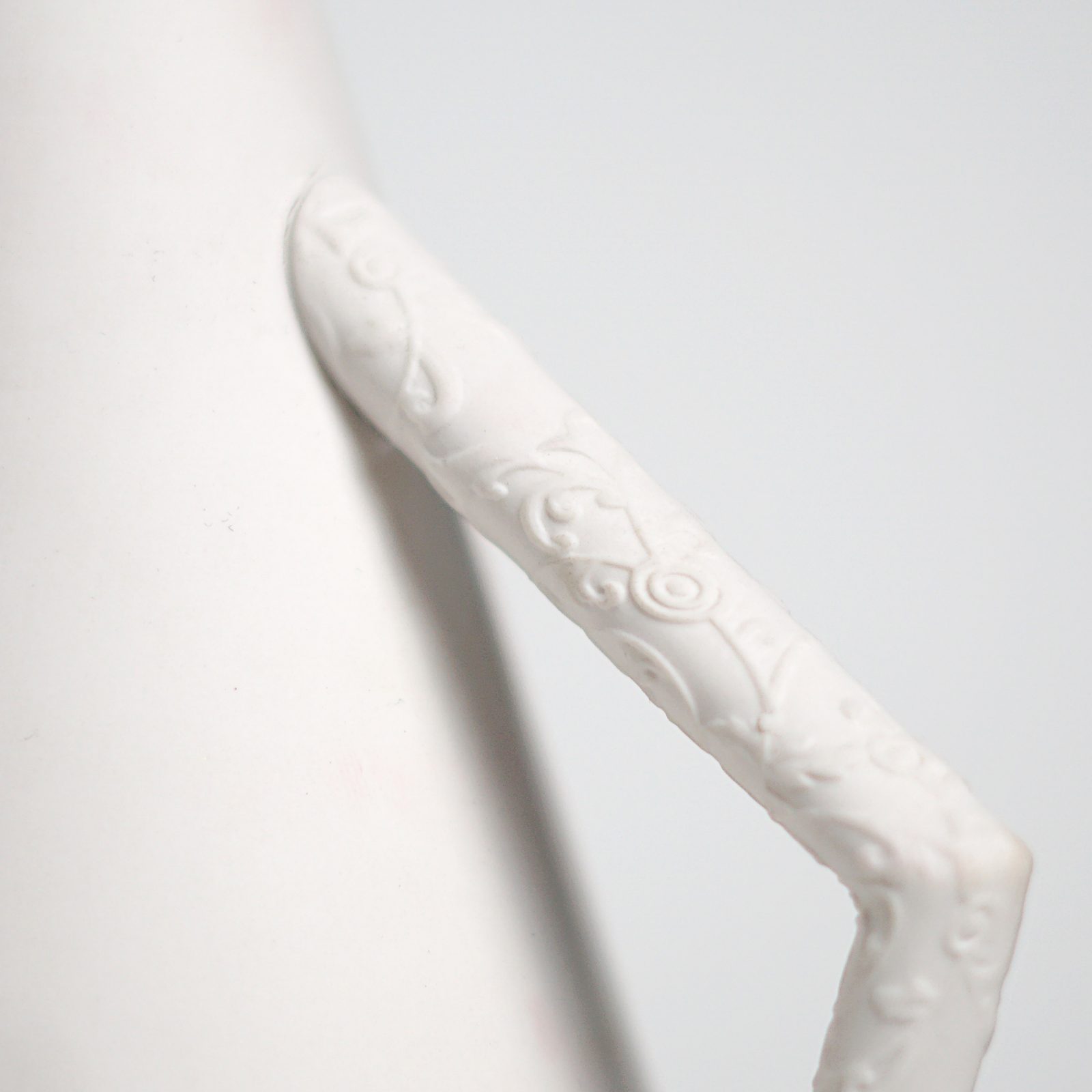 rug-1655373699346-30.jpeg-scaled-1.jpg Horen Ceramic Vase - Image 4