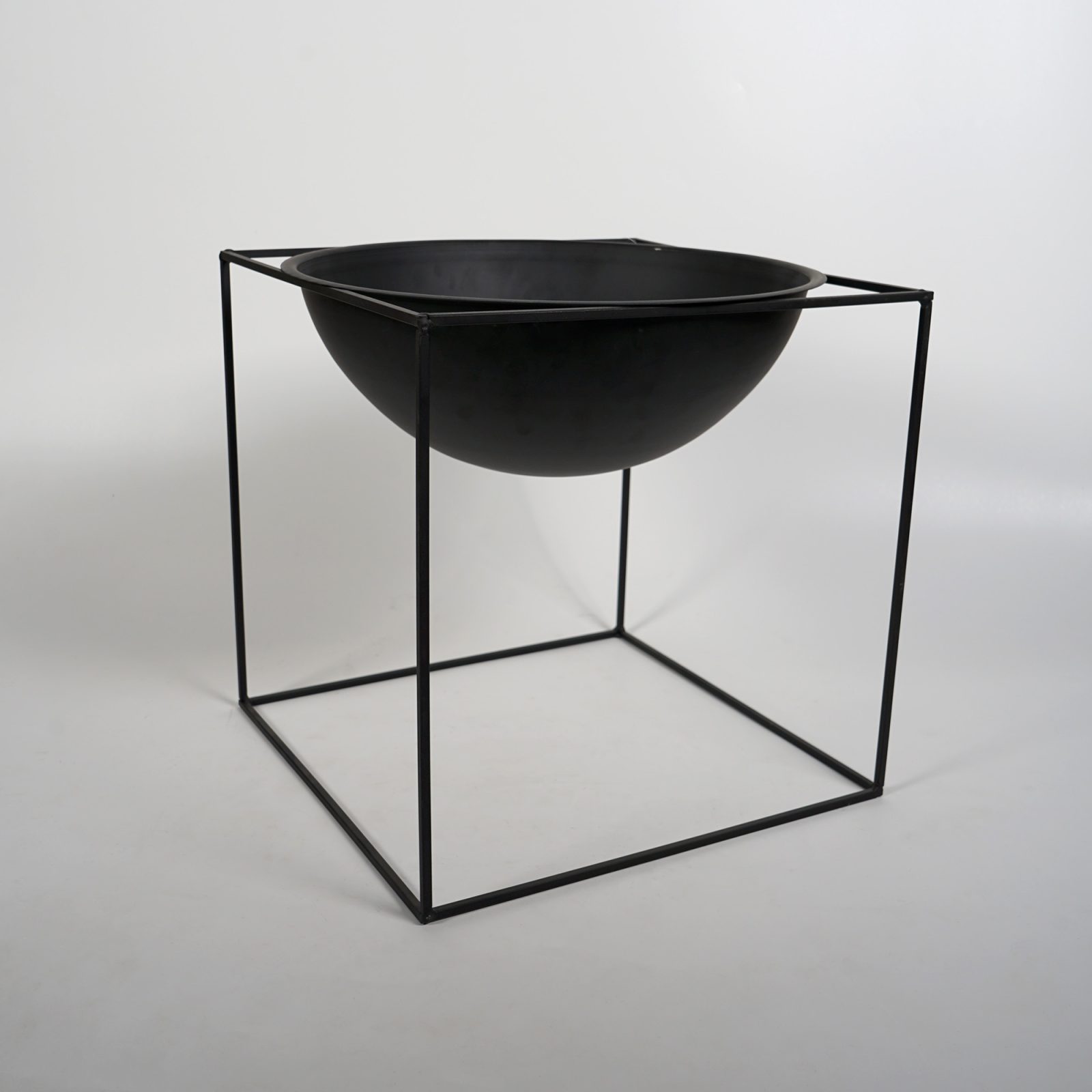 rug-1656381396096-2.jpeg-scaled-1.jpg Adelaide B - Black L - Image 3