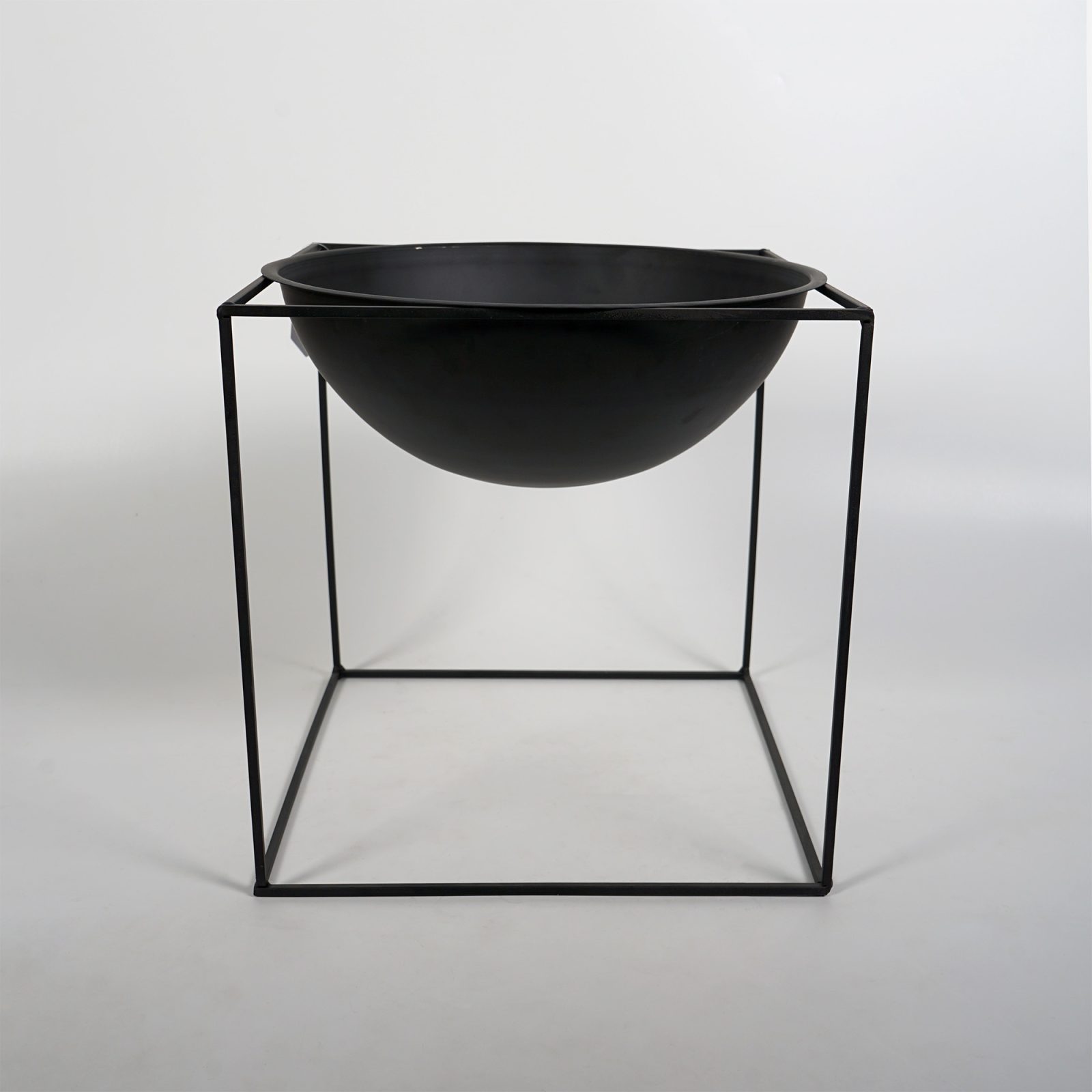 rug-1656381399099-3.jpeg-scaled-1.jpg Adelaide B - Black L - Image 4