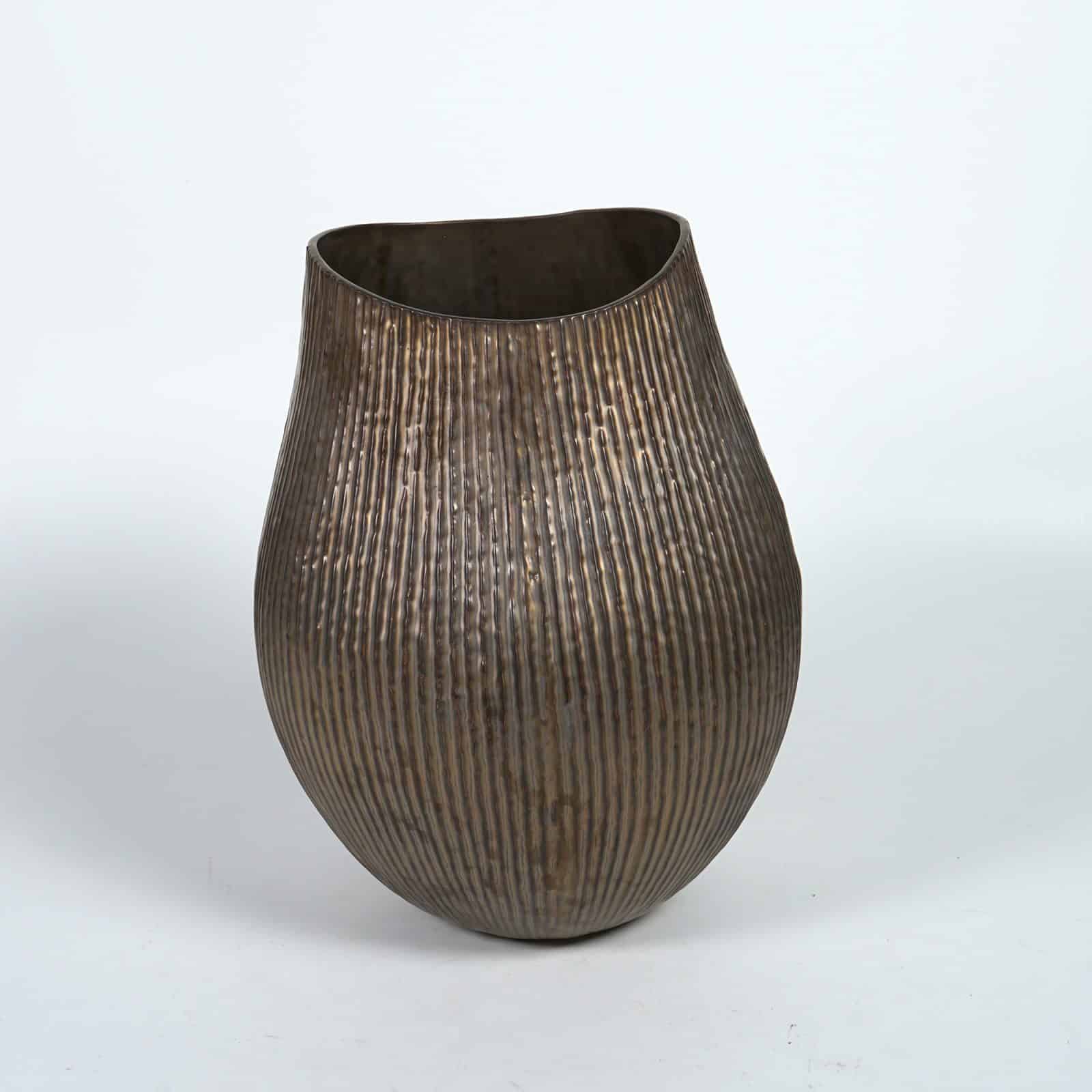 rug-1656385728765-2.jpeg-scaled-1.jpg Anweisung Tall Ceramic Vase - Image 2