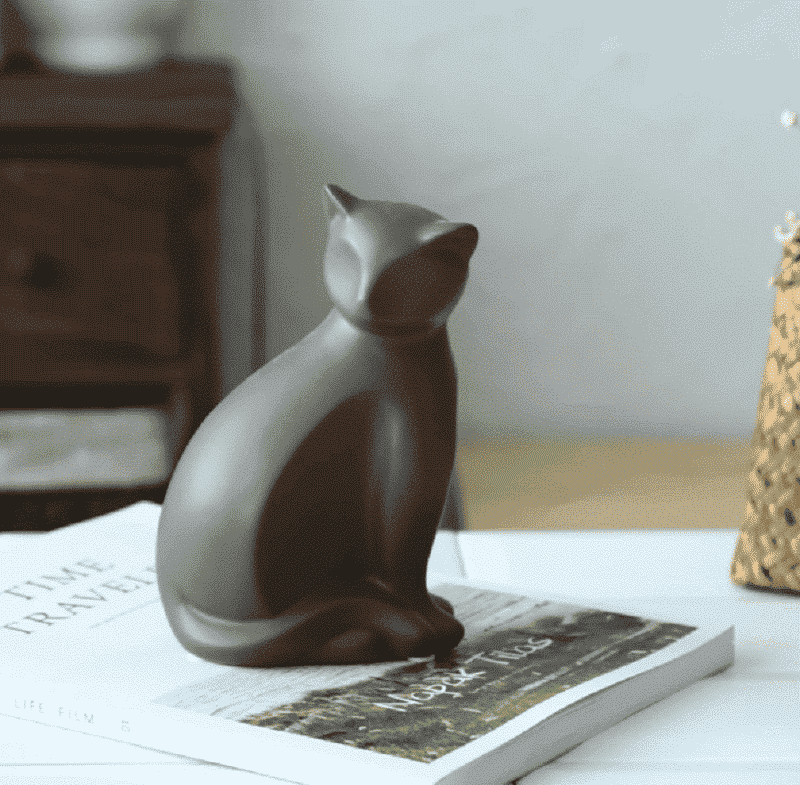 rug-1662436956002-4.png.png Urbanloft Home Katze Ceramic Statue Decoration - Charcoal - Image 2