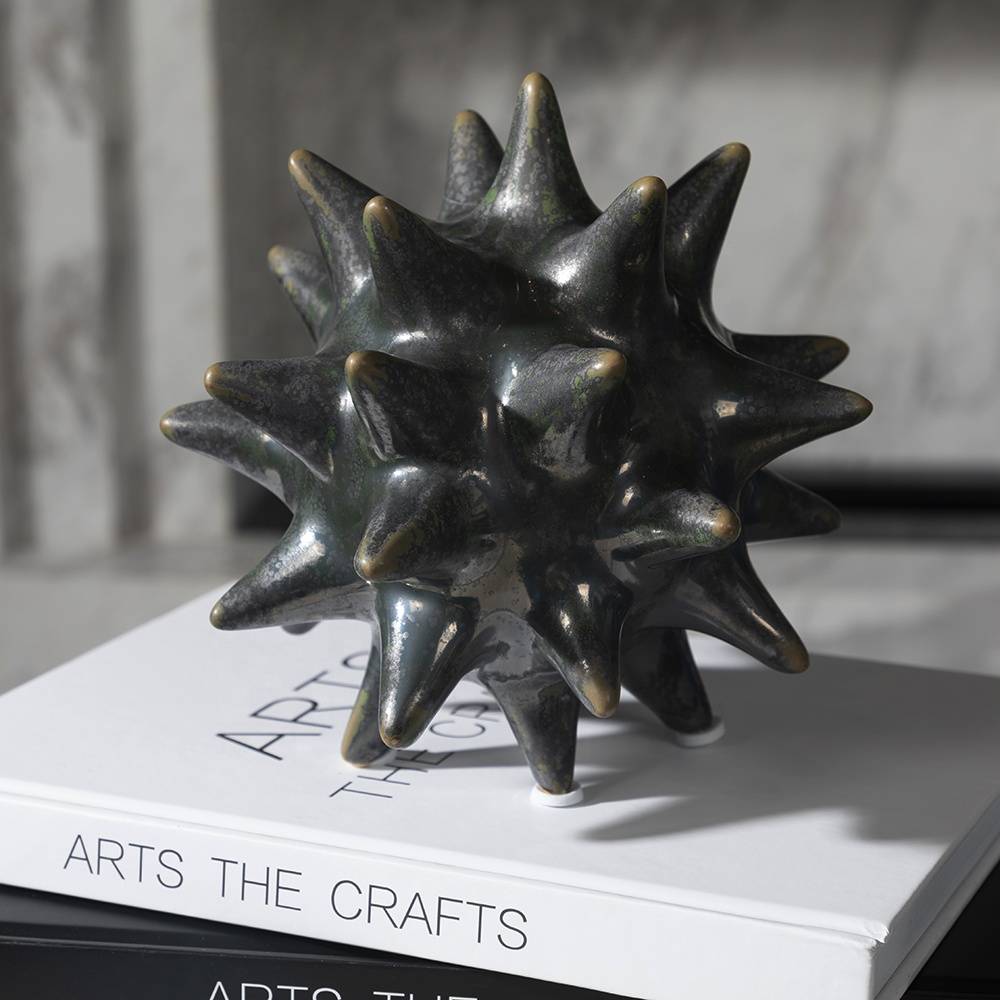 rug-1662445514956-0.jpeg.jpg Urbanloft Home Manon Ceramic Decoration - Black L - Image 3