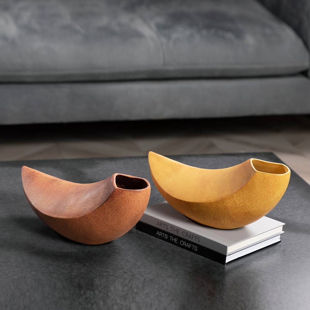 rug-1662456186391-5.jpeg.jpg Urbanloft Home Wanden 11th Series Ceramic Vase Decoration - Image 1