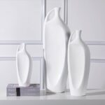 Urbanloft Home Igor Ceramic Vase Decoration - White L - Image 2