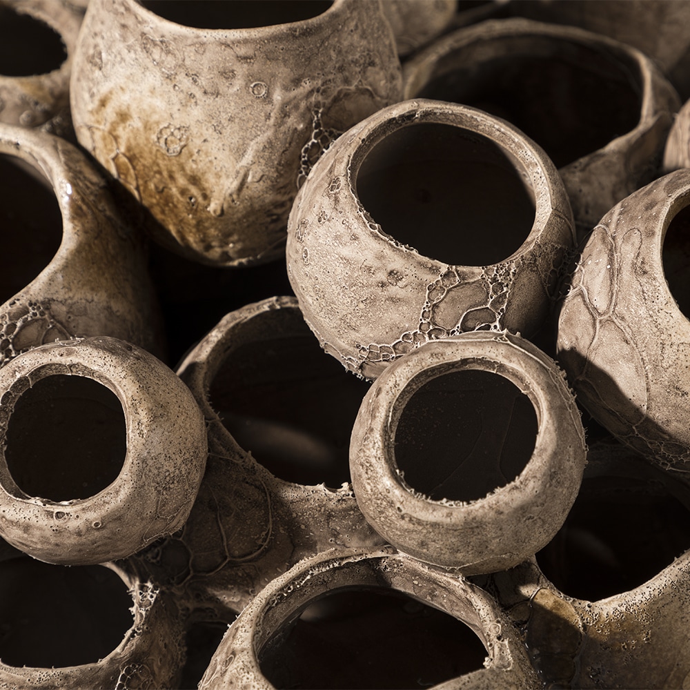 rug-1662459145255-2.jpeg.jpg Urbanloft Home Schaals Ceramic Vase Decoration - Image 4