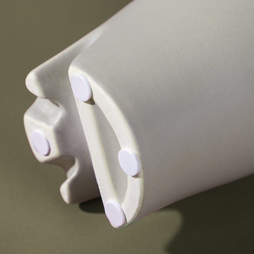 rug-1662520536096-4.jpeg.jpg Jena Vase – A Modern Treasure for Elegant Interiors in Style - Image 5