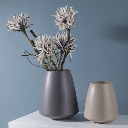 Urbanloft Home Das Ceramic Vase Decoration