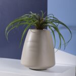 Urbanloft Home Das Ceramic Vase Decoration - Image 4