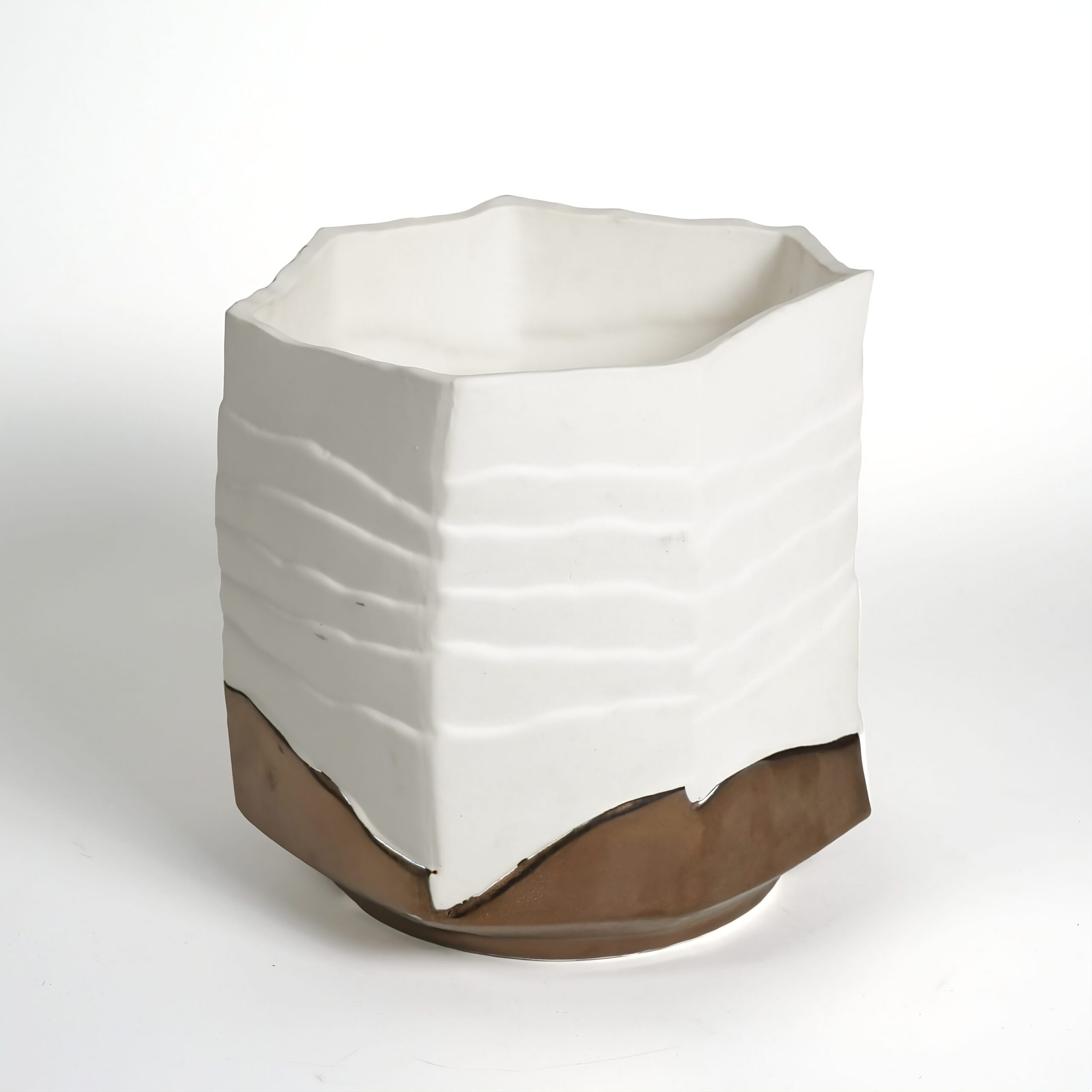 upscalemedia-transformed-6-scaled-1.jpeg Fonda Vase – Modern Ceramic Art with Lasting Quality Design - Image 2