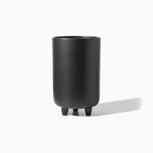 Brees Vas Keramik Tinggi – Elegansi Vertikal untuk Ruangan