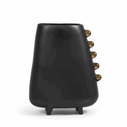 Favre B Vas Keramik – Vas Bergaya Artistik dan Futuristik