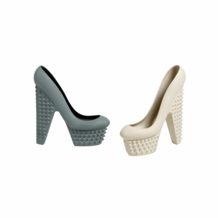 Schuh Dekorasi Keramik – Patung Unik dan Desain Kontemporer